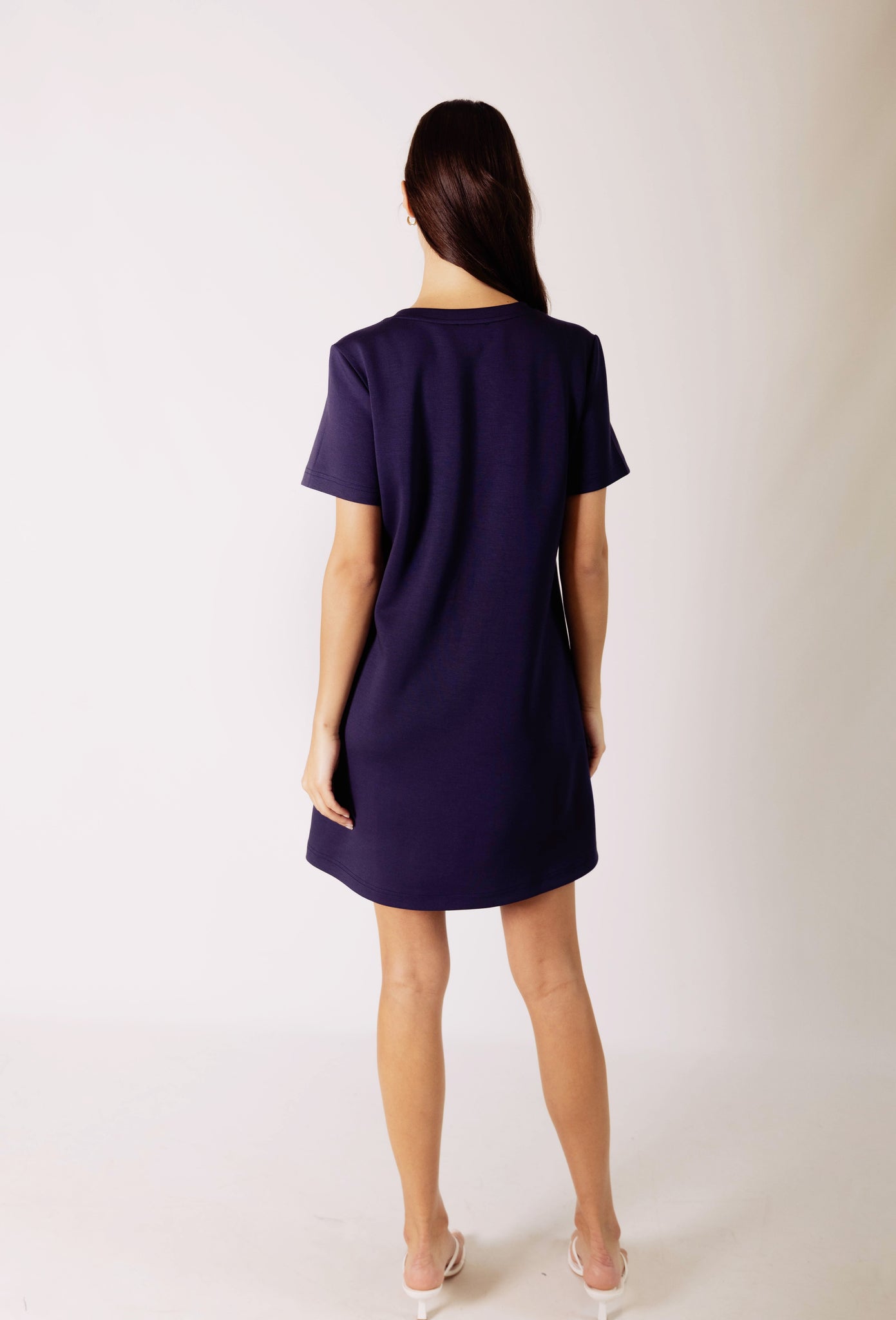 Details: - Butter modal fabrication - Soft & stretchy - A-line - T-shirt style - Flexible medium weight - Short sleeve - Round neckline - Knee-length Details: - Butter modal fabrication - Soft & stretchy - A-line - T-shirt style - Flexible medium weight - Short sleeve - Round neckline - Knee-length