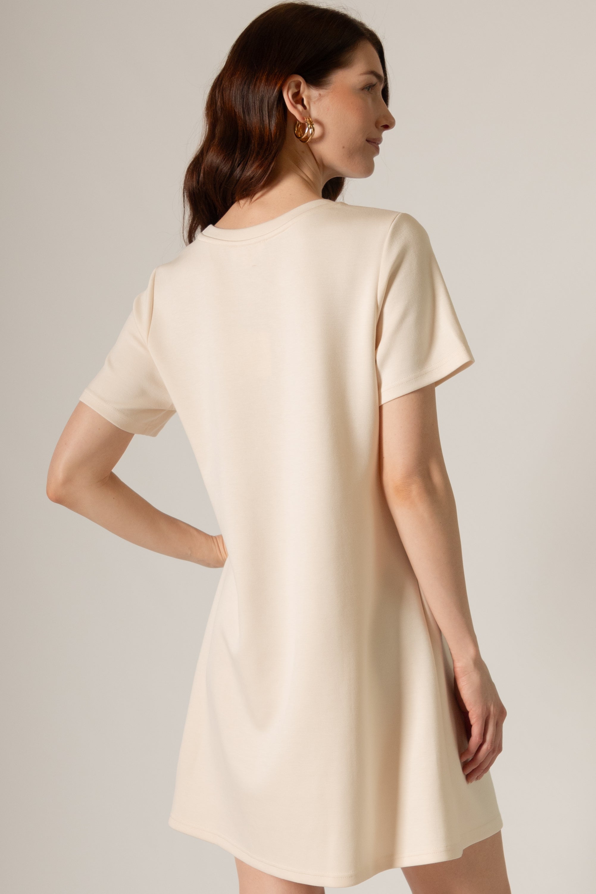 Details: - Butter modal fabrication - Soft & stretchy - A-line - T-shirt style - Flexible medium weight - Short sleeve - Round neckline - Knee-length - Non-waisted P.CILL Details: - Butter modal fabrication - Soft & stretchy - A-line - T-shirt style - Flexible medium weight - Short sleeve - Round neckline - Knee-length - Non-waisted P.CILL